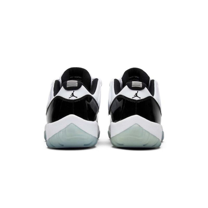 Air Jordan 11 Retro Low ‘Concord’ - Image 4