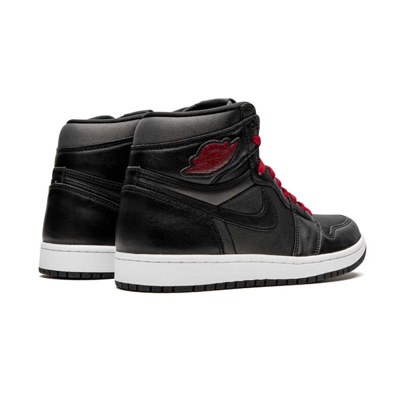 Air Jordan 1 Retro High OG ‘Black Gym Red’ - Image 3