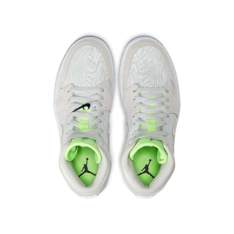 Wmns Air Jordan 1 Mid ‘Ghost Green’ - Image 3