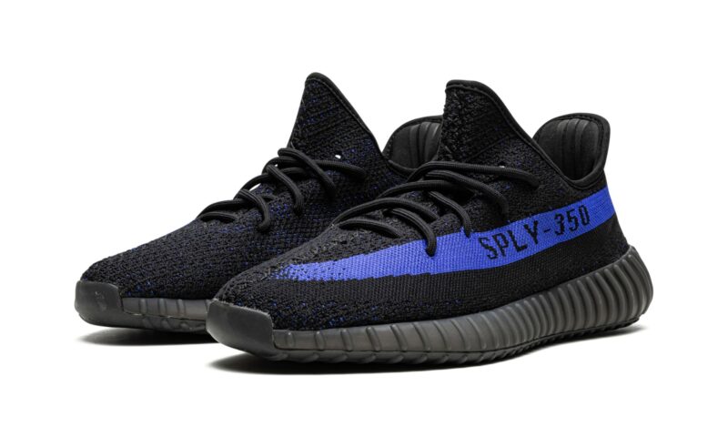 YEEZYS 350 V2 “Dazzling Blue”GY7164