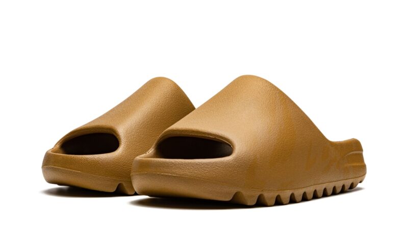 Yeezys SLIDE “Ochre”GW1931