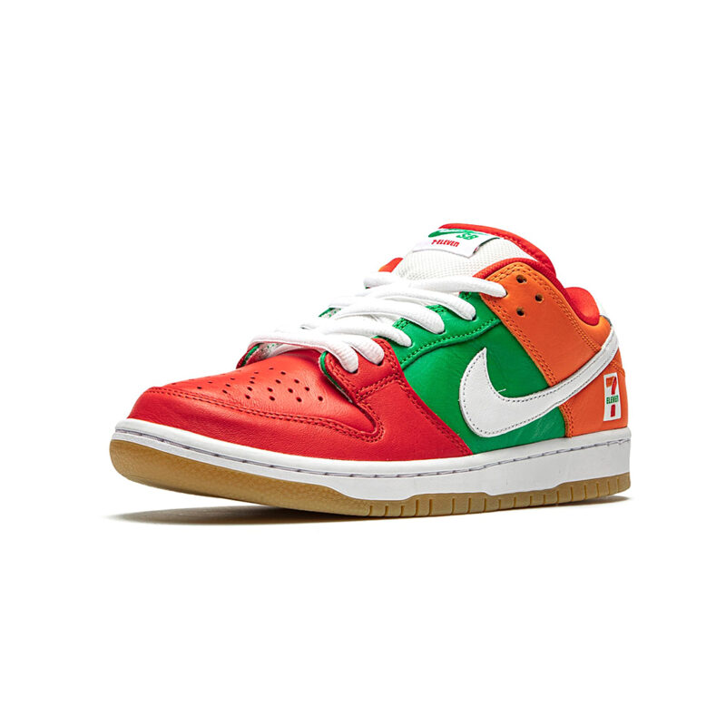 Nike SB DUNK LOW 7 Eleven - Image 2