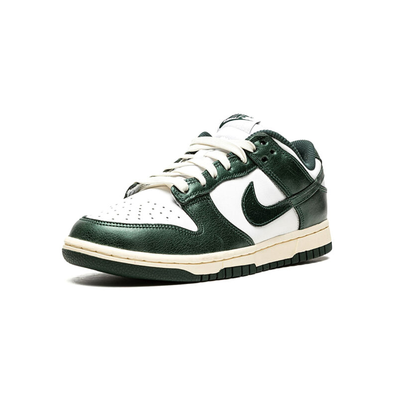 Nike Dunk Low Vintage Green - Image 2