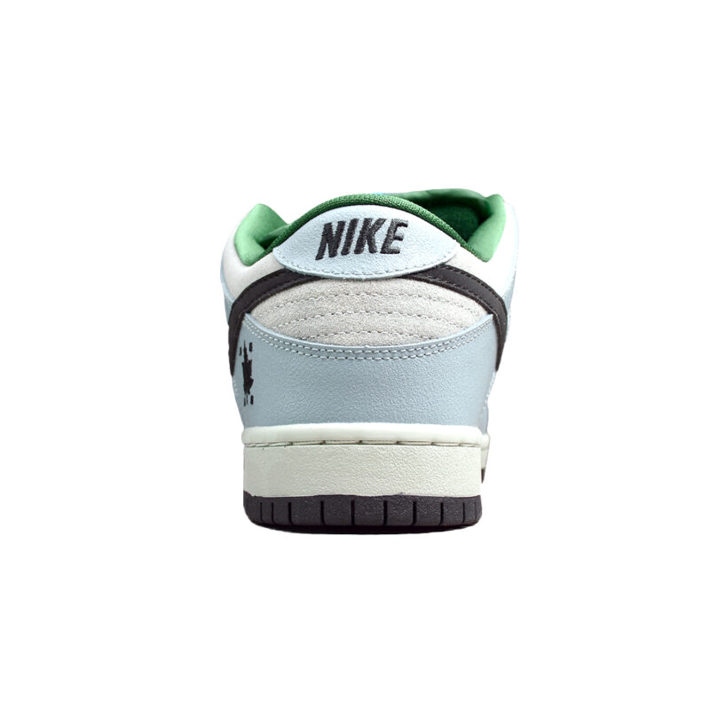 Nike Dunk Low Premium SB Maple Leaf - Image 5