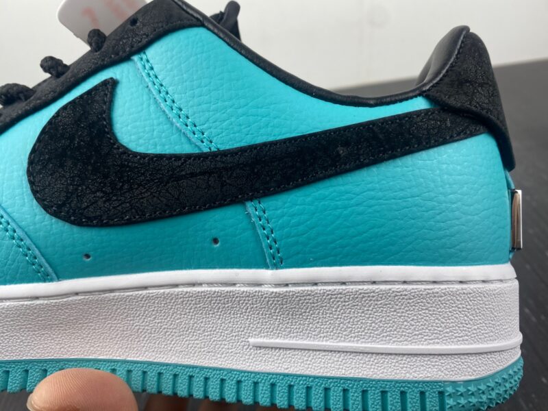 Tiffany   Co. x Nike Air Force 1 Friends and Family - Image 8