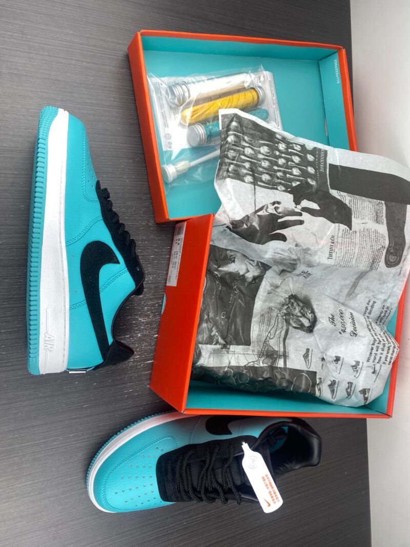 Tiffany   Co. x Nike Air Force 1 Friends and Family - Image 14