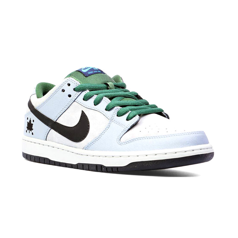 Nike Dunk Low Premium SB Maple Leaf - Image 4